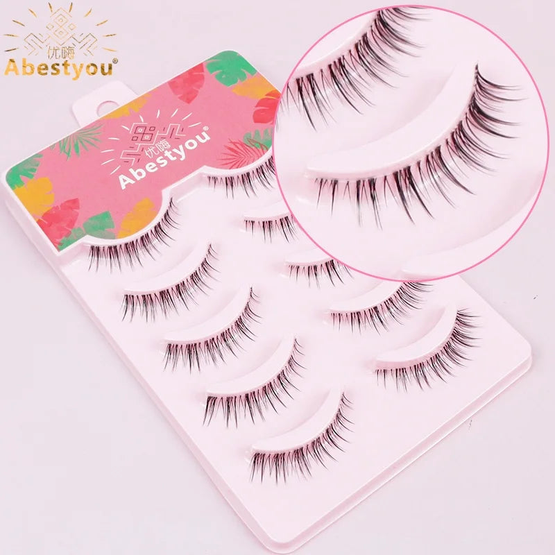 5-in-1 Naturwimpern 8 mm – Transparente Fake Lashes für einen dezenten Cat-Eye-Look