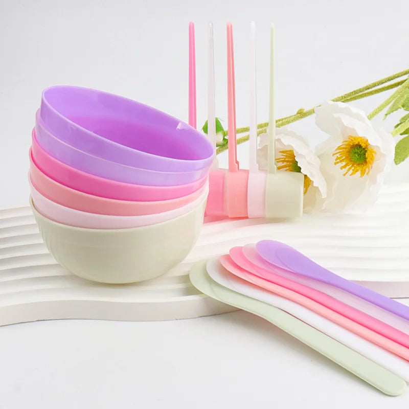 DIY Gesichtsmasken-Mischset – 4-teiliges Beauty-Tool-Set mit Schale, Spatel & Messlöffel