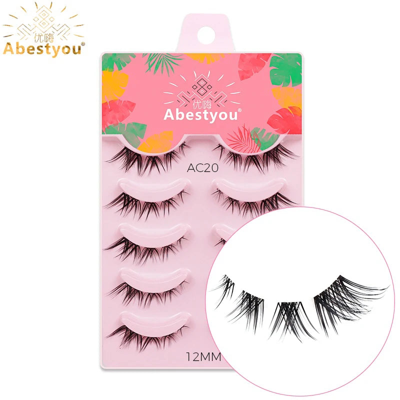 5-in-1 Naturwimpern 8 mm – Transparente Fake Lashes für einen dezenten Cat-Eye-Look